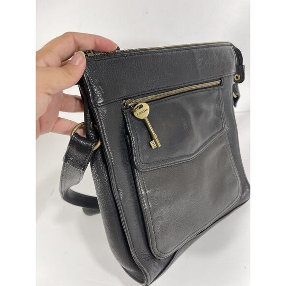 Fossil Black Pebbled Leather Messenger Crossbody Shoulder Womens‎ Bag 75082 Key - Picture 3 of 12